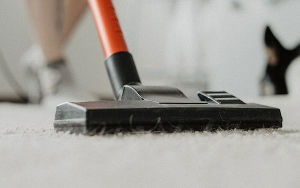 hoover on carpet